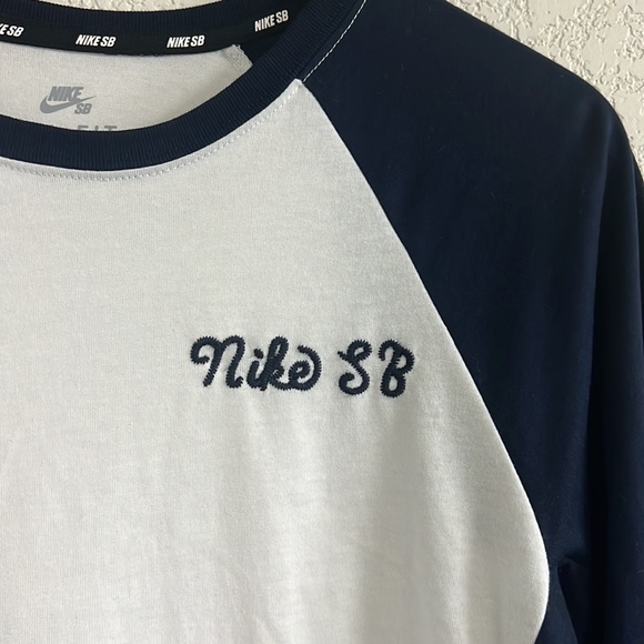 Nike SB tee - Picture 3 of 6